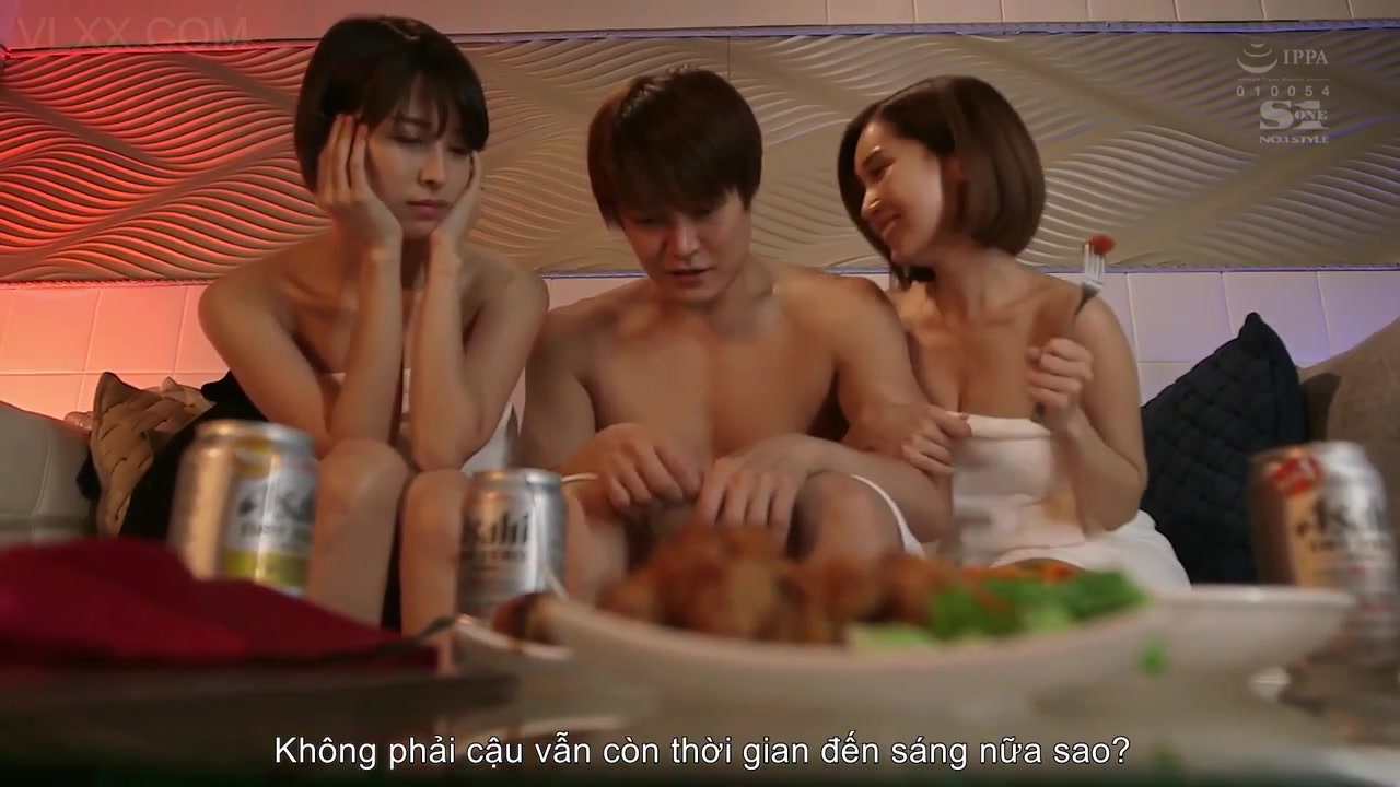 JAV - Phim sex [vietsub] tỉnh giấc thấy em hàng mưa nằm bên, tôi không làm chủ được con cặc nên đè em ra dập (Ảnh 18)