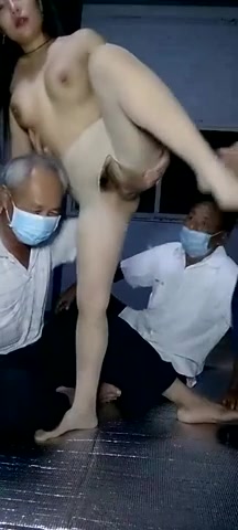 Sex TQ - Phim sex [trung quốc] lũ học sinh láo cá, đóng gạch cô giáo trẻ đang dạy thực tập (Ảnh 11)