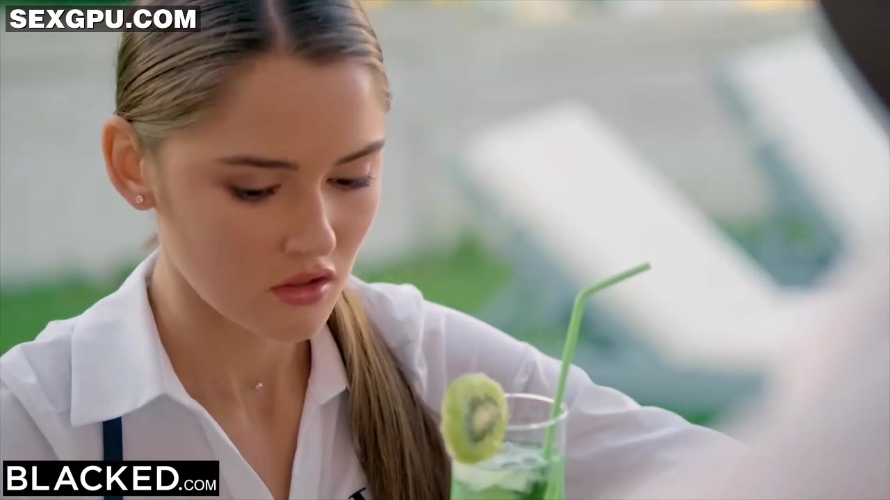 Sex Châu Âu - Chị kế nứng bím bú chuối cho em trai và cái kết (Ảnh 9)