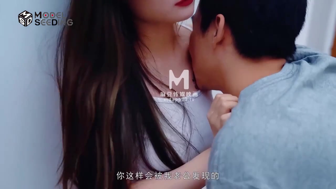 Sex Trung Quốc  - Cực phẩm bắn tinh vào bím em nhân viên dễ thương (Ảnh 9)