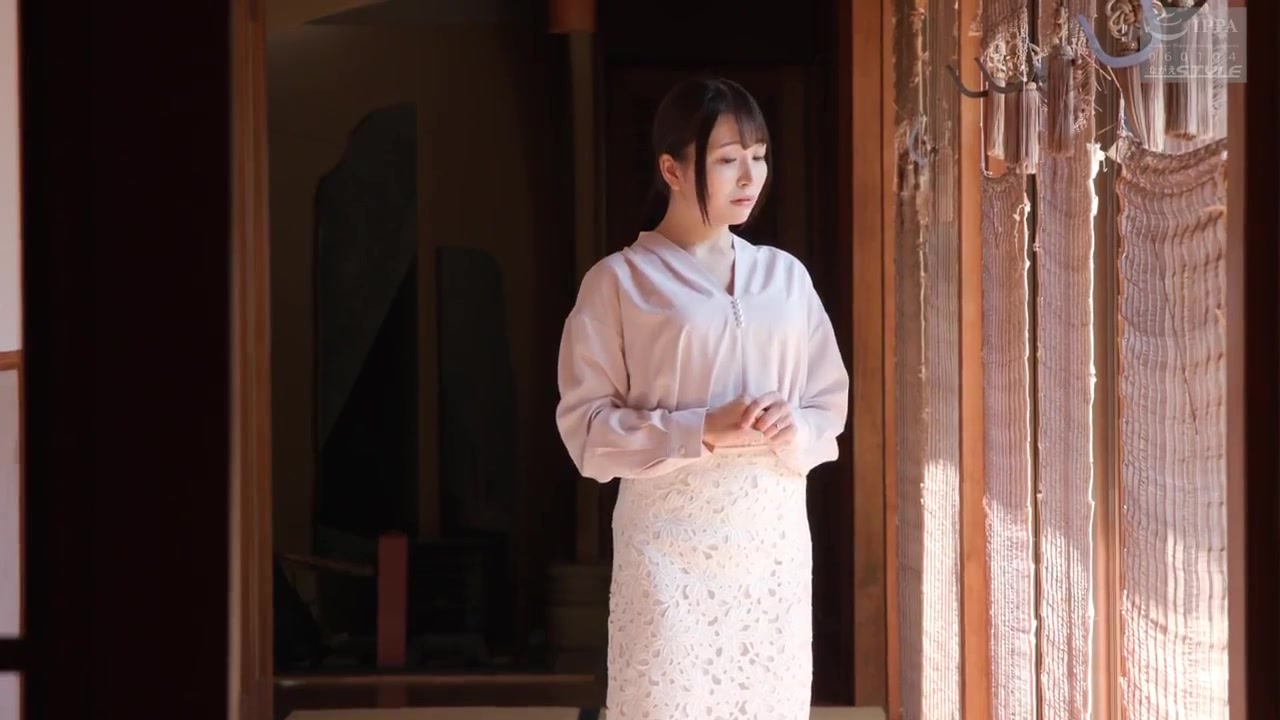 HOT JAV - Tết dữ dội cùng bà già tết dương bướm múp (Ảnh 1)