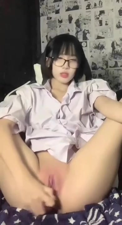 Sex China - Hai em teen tranh nhau một anh da đen chuối bự (Ảnh 10)