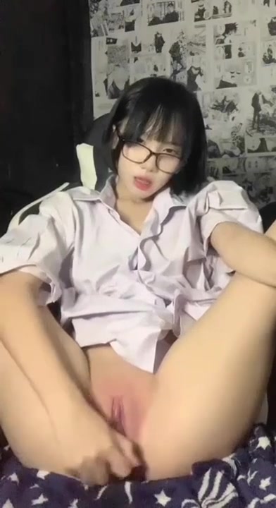 Sex China - Hai em teen tranh nhau một anh da đen chuối bự (Ảnh 11)