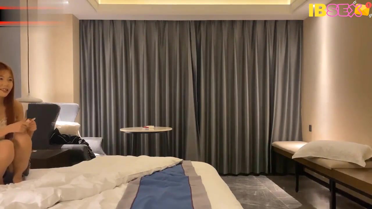 Sex TQ - Em rau sạch bím đẹp bị anh cặc bự phang banh bím (Ảnh 2) Sex TQ - Em rau sạch bím đẹp bị anh cặc bự phang banh bím (Ảnh 2)