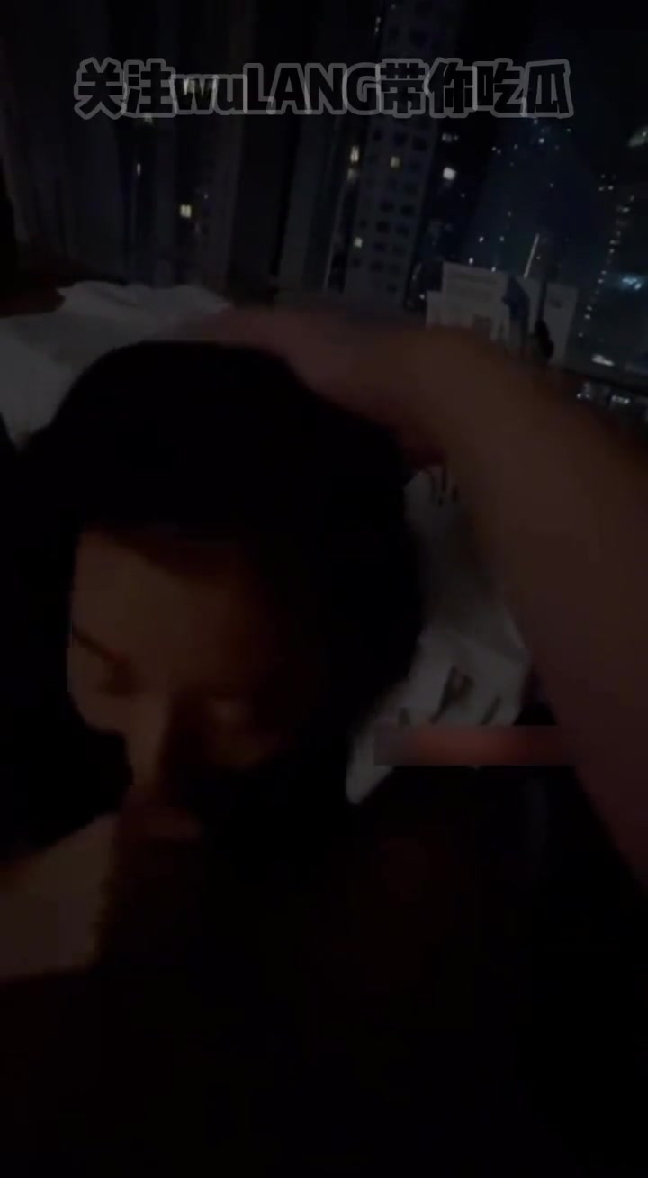 China AV - Phim sex [trung quốc] đi cùng bạn thân xoạc em người yêu cũ bướm non (Ảnh 21)
