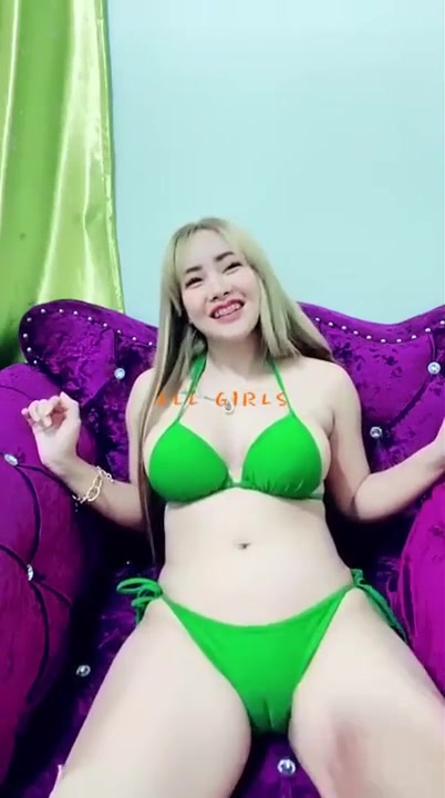 Sex Việt Hay - đóng gạch 2 cô em sugar baby xinh xắn bím lại nhiều nước (Ảnh 2)