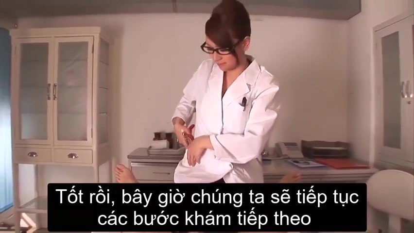 JAV - Thỏa mãn tình dục cho 3 em hàng xinh đẹp hàng múp (Ảnh 13)