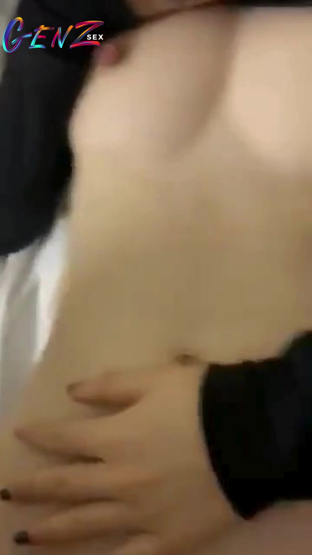 Sex Viêt - Làm thịt em tay vịn karaoke xinh đẹp dáng ngon hàng dâm (Ảnh 1)