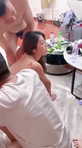 Sex Việt Hot - Nữ trợ lý trẻ tận tình giúp sếp sung sướng (Ảnh 1)