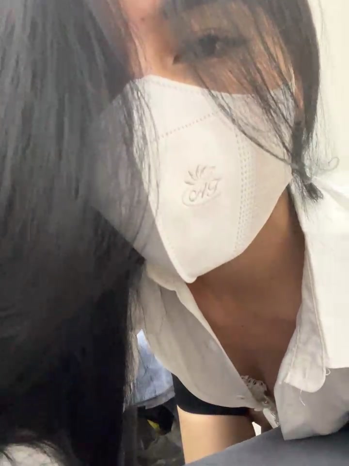 Sex Việt Hot - Móc bím em nữ sinh viên 2k3 dâm đãng hàng ngon trên tàu điện (Ảnh 5)