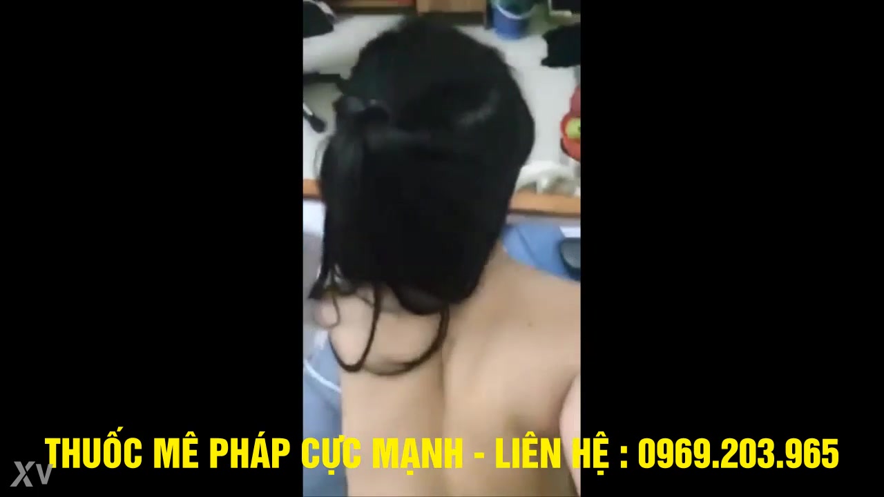 Sex Việt Hot - Cha dượng làm tình con gái riêng trước mặt vợ kế (Ảnh 5)