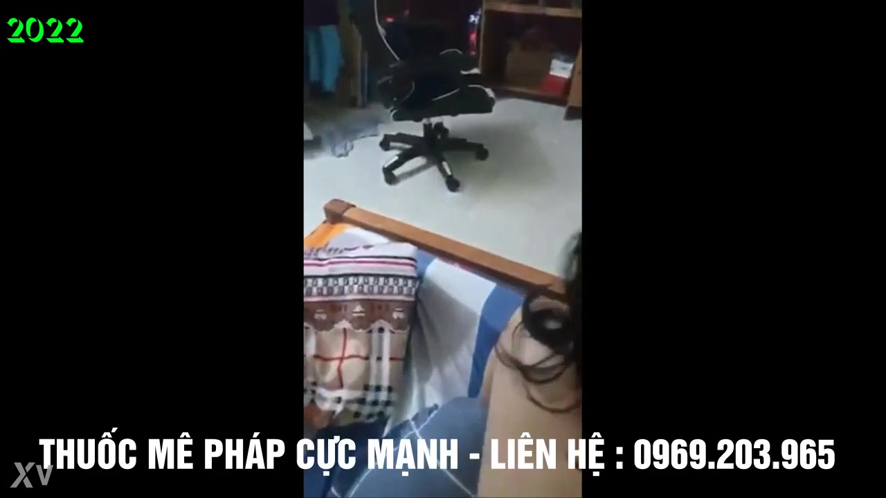 Sex Việt Hot - Cha dượng làm tình con gái riêng trước mặt vợ kế (Ảnh 1)