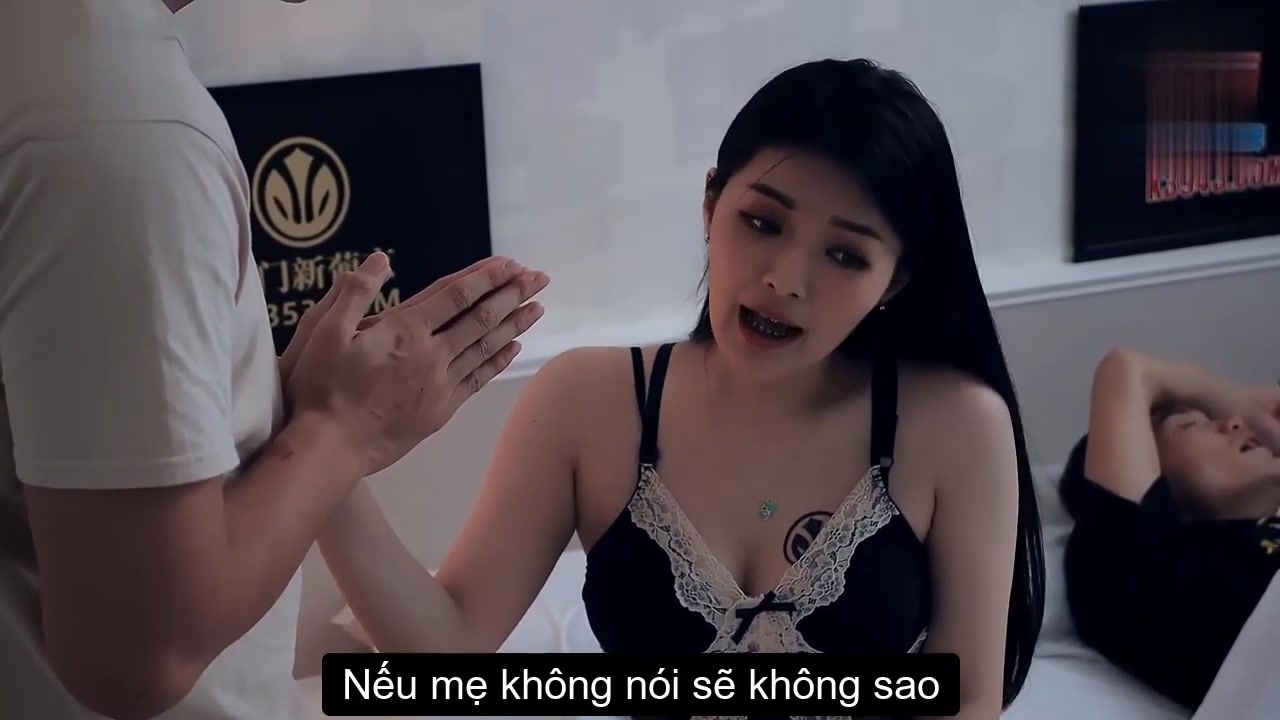 Sex China - Thoả mãn cơn nứng bướm cho cả 2 mẹ con hàng xóm dâm đãng (Ảnh 4)