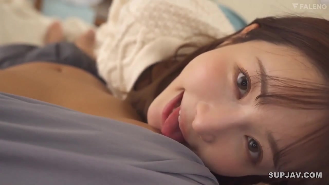 HOT JAV - Thanh niên may mắn được cô chị gái tơ đẹp dạy chén nhau (Ảnh 13)