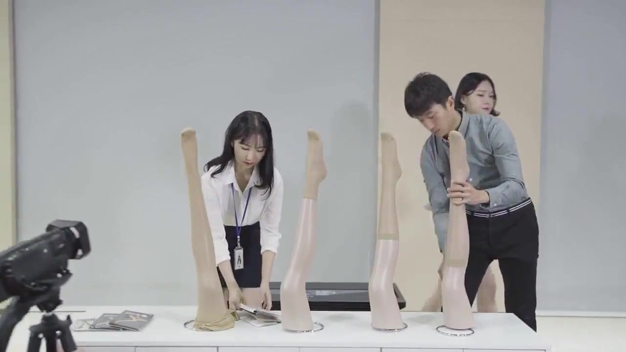 Anh quản lý may mắn đóng gạch 3 em sinh viên xinh đẹp (Ảnh 19)