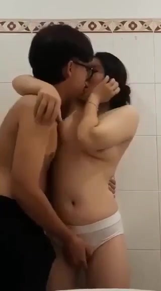 Sex Viêt - Chuối anh bự quá nắc nát lỗ đít em yêu dâm đãng (Ảnh 2)