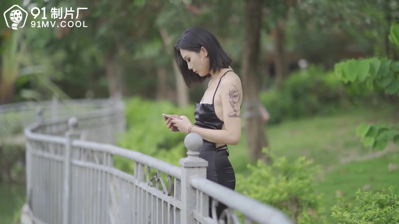 Sex China - Bắn tinh vào sâu trong lỗ bím em họ cực ngon (Ảnh 3)