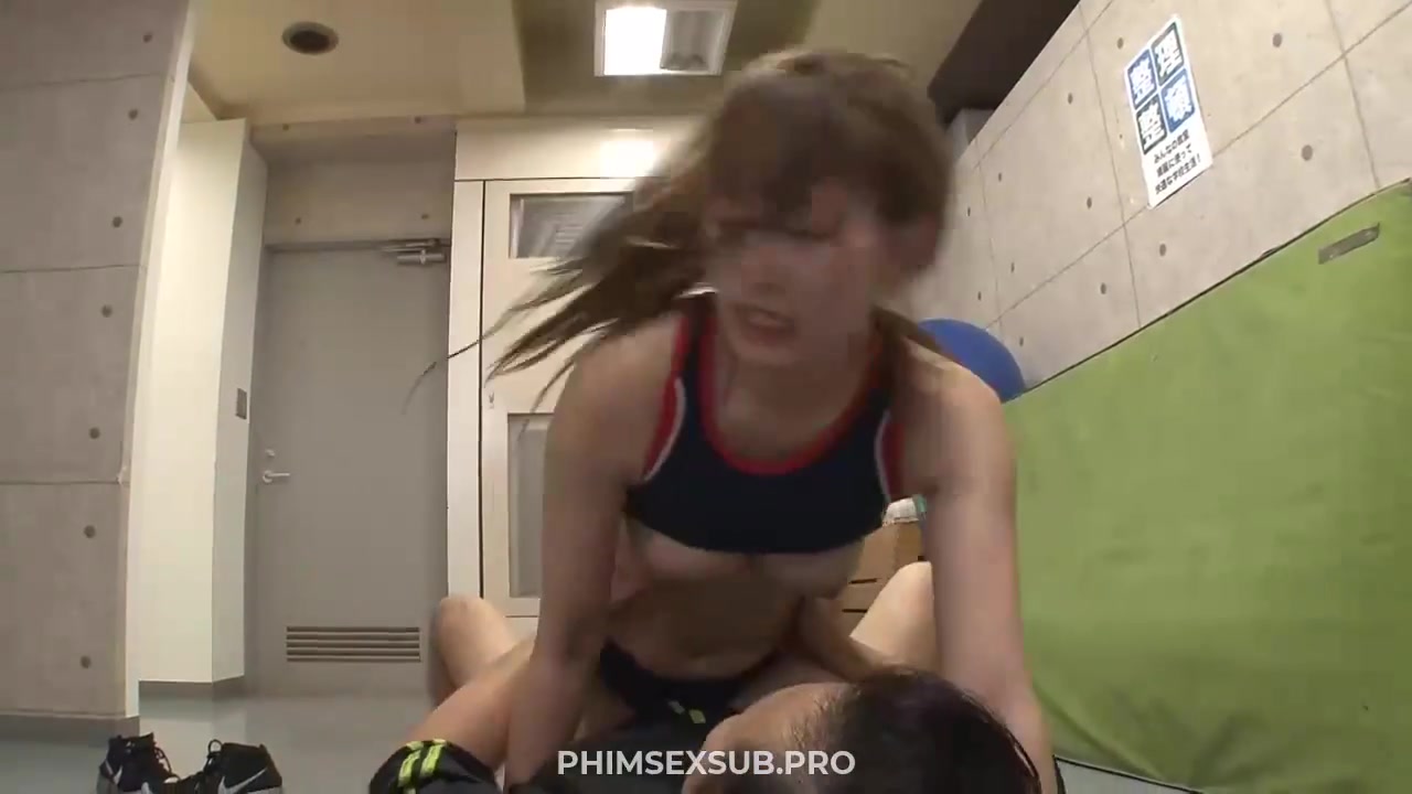 JAV HAY - Phim sex [Vietsub] Cô vợ dâm Ai Mukai ngoại tình với anh huấn luyện viên phòng Gym (Ảnh 22)