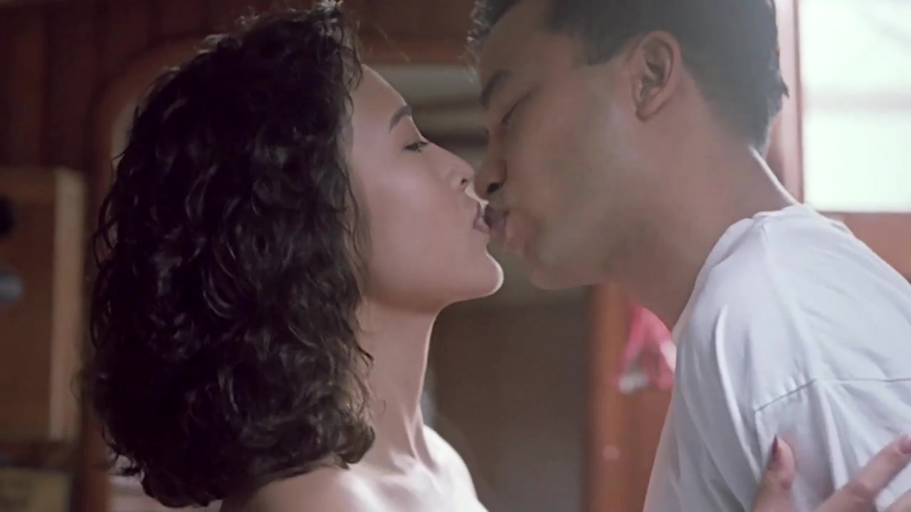 Sex Trung Quốc  - Phim sex [trung quốc] người yêu bị đau nhưng vẫn cố đóng gạch bằng được (Ảnh 1)